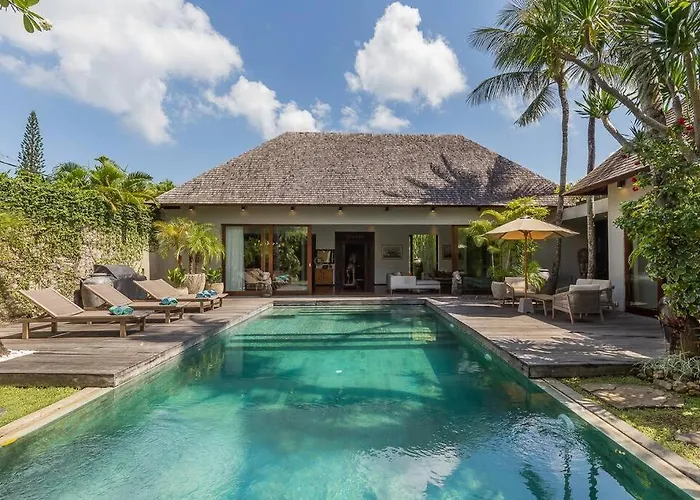 Eshara 123 In Oberoi Our 8 Bedroom With 3 Pool Close To Seminyak (Bali)