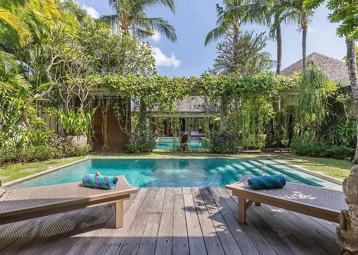 Eshara 123 In Oberoi Our 8 Bedroom With 3 Pool Close To Seminyak (Bali)