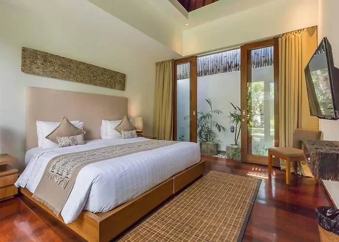 Eshara 123 In Oberoi Our 8 Bedroom With 3 Pool Close To *