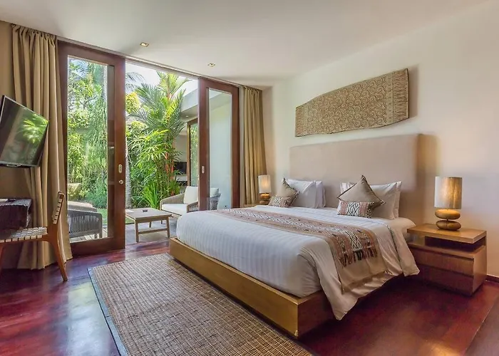 Eshara 123 In Oberoi Our 8 Bedroom With 3 Pool Close To Seminyak (Bali)