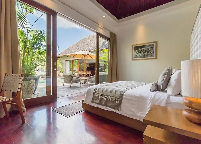 Eshara 123 In Oberoi Our 8 Bedroom With 3 Pool Close To Seminyak (Bali)
